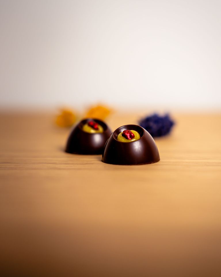 Amber Noir